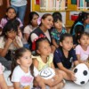 Disfrutan niñas y niños en curso de primavera en la biblioteca pública Erick Paolo Martínez