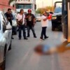 Lanzan a hombre de autobús en movimiento durante riña en Cancún