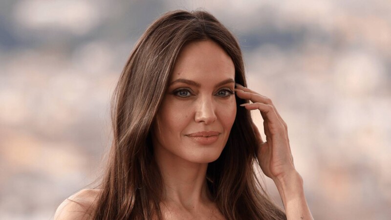 Angelina Jolie se despide de Hollywood