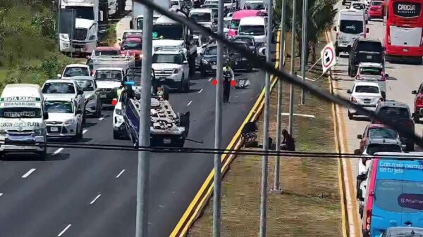 Mañana de accidentes en Cancún deja 3 lesionados
