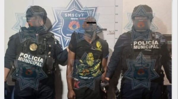 Detienen a cubano por posible feminicidio en un bar en Cancún