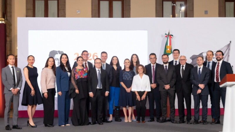 Industria farmacéutica anuncia inversión de 21 mil mdp