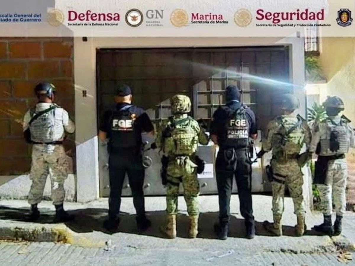 Cateo en inmueble de Iguala, Guerrero, revela armas, droga y posible uso por grupo delictivo
