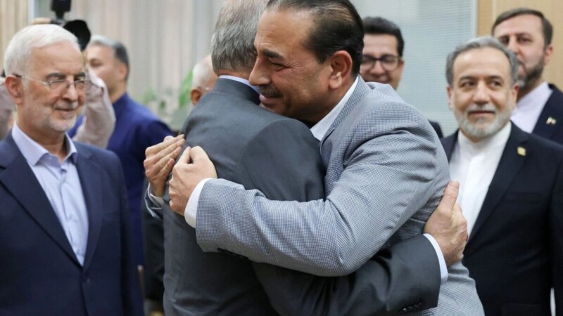 Irán y EU cerca de un posible acuerdo de paz