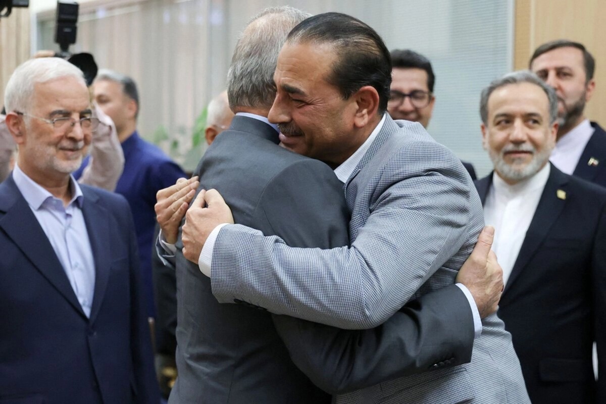 Irán y EU cerca de un posible acuerdo de paz