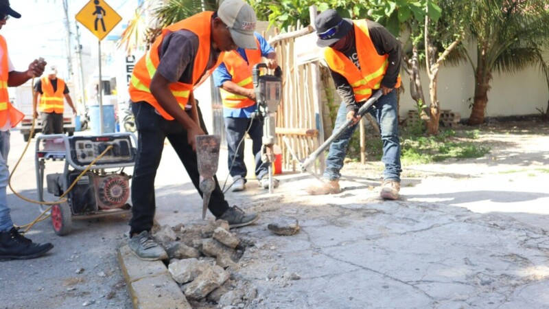 Gobierno de Isla Mujeres inicia rehabilitación integral de la avenida Jesús Martínez Ross