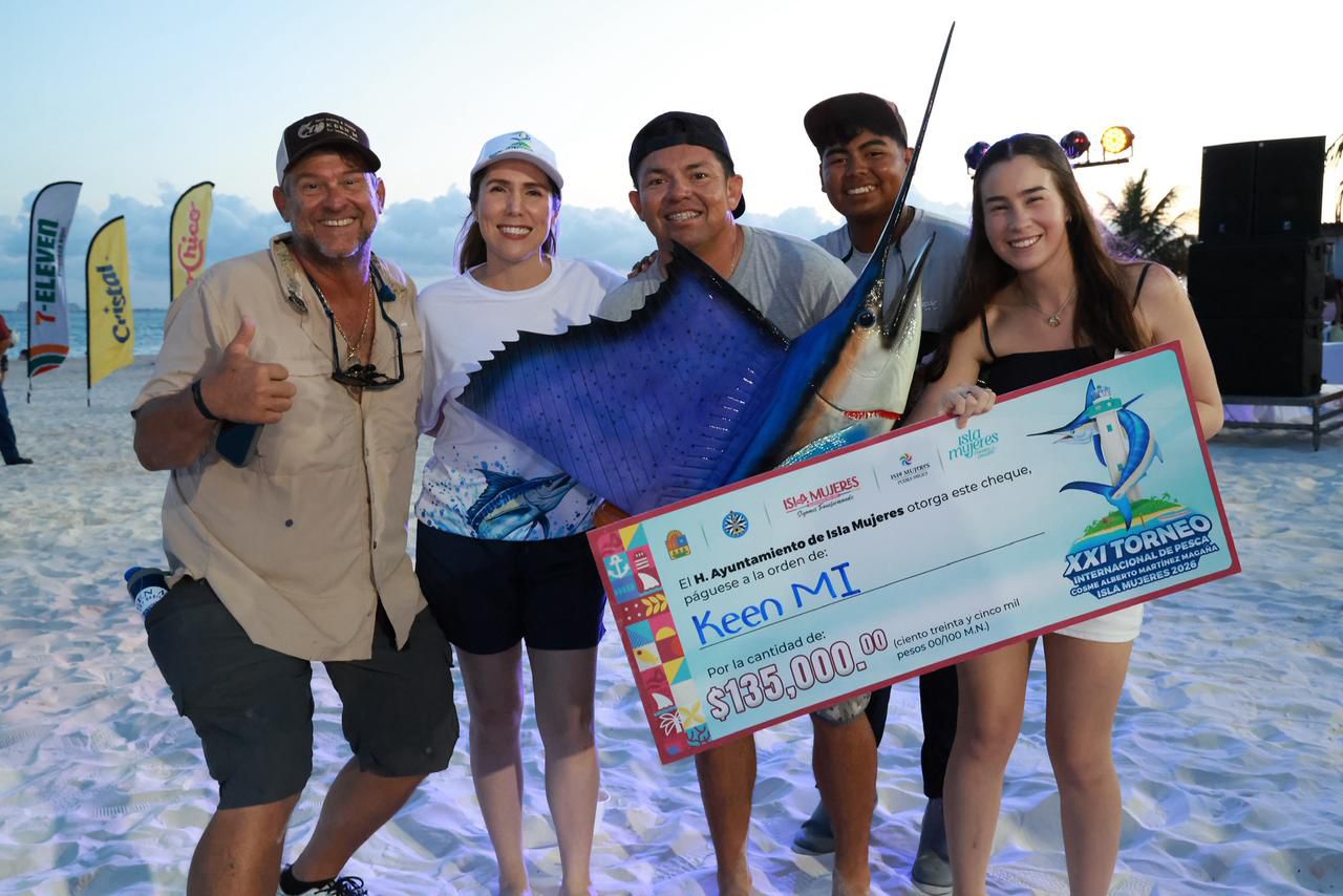 Embarcación Poseidón de Puerto Aventuras gana el XXI Torneo Internacional de Pesca “Cosme Alberto Martínez Magaña”