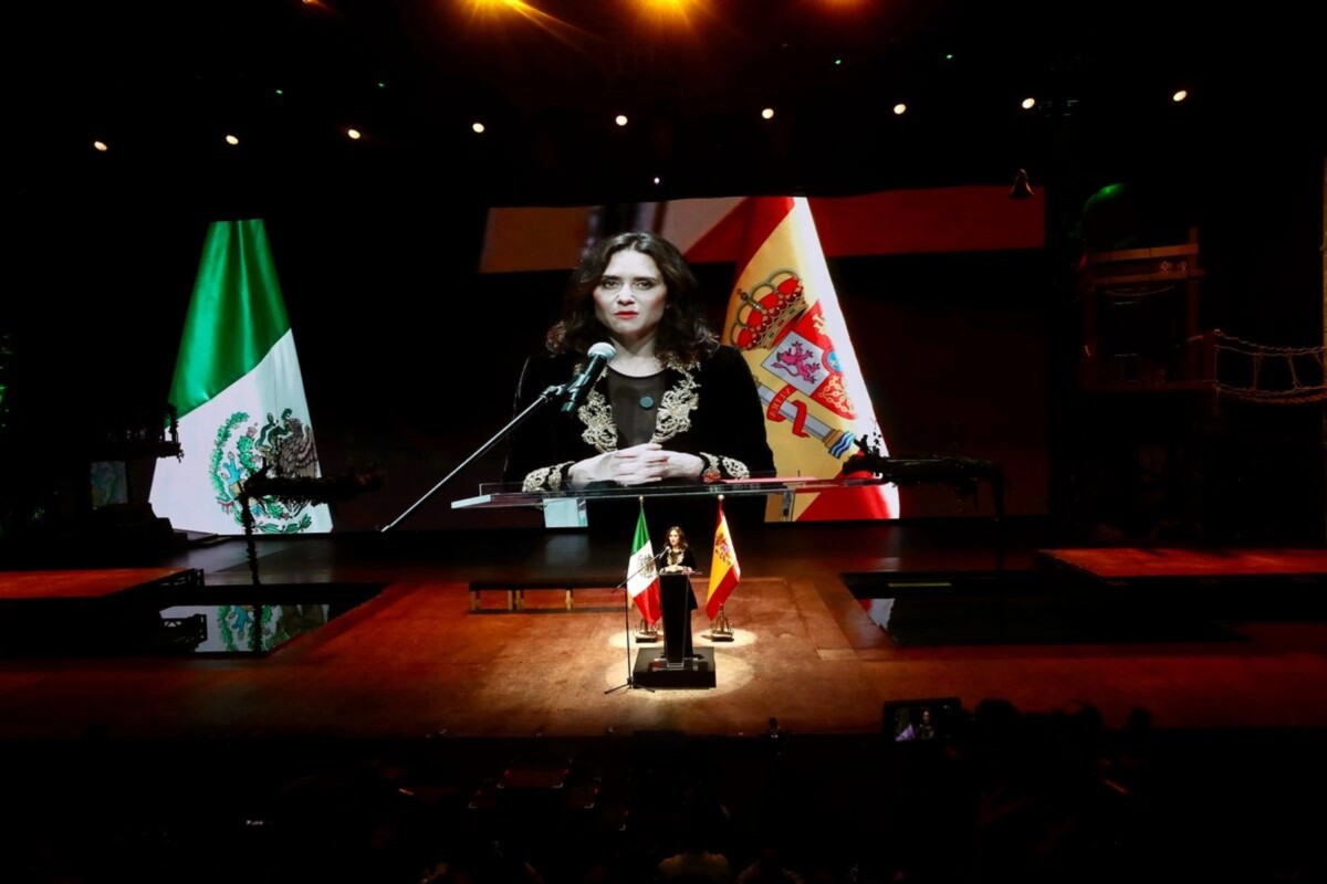 Díaz Ayuso se victimiza y cancela su gira por México