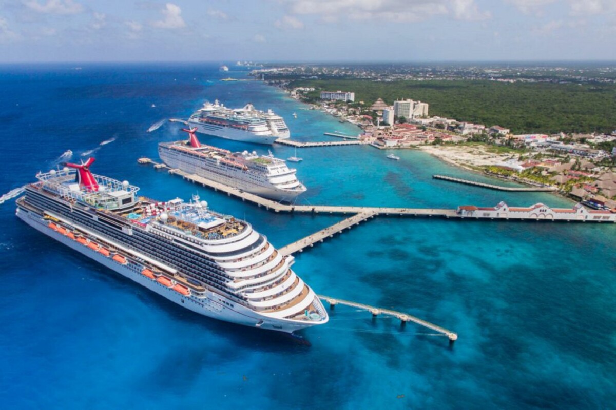 Alza de petróleo ‘hunde’ acciones de Royal Caribbean, cae 3%