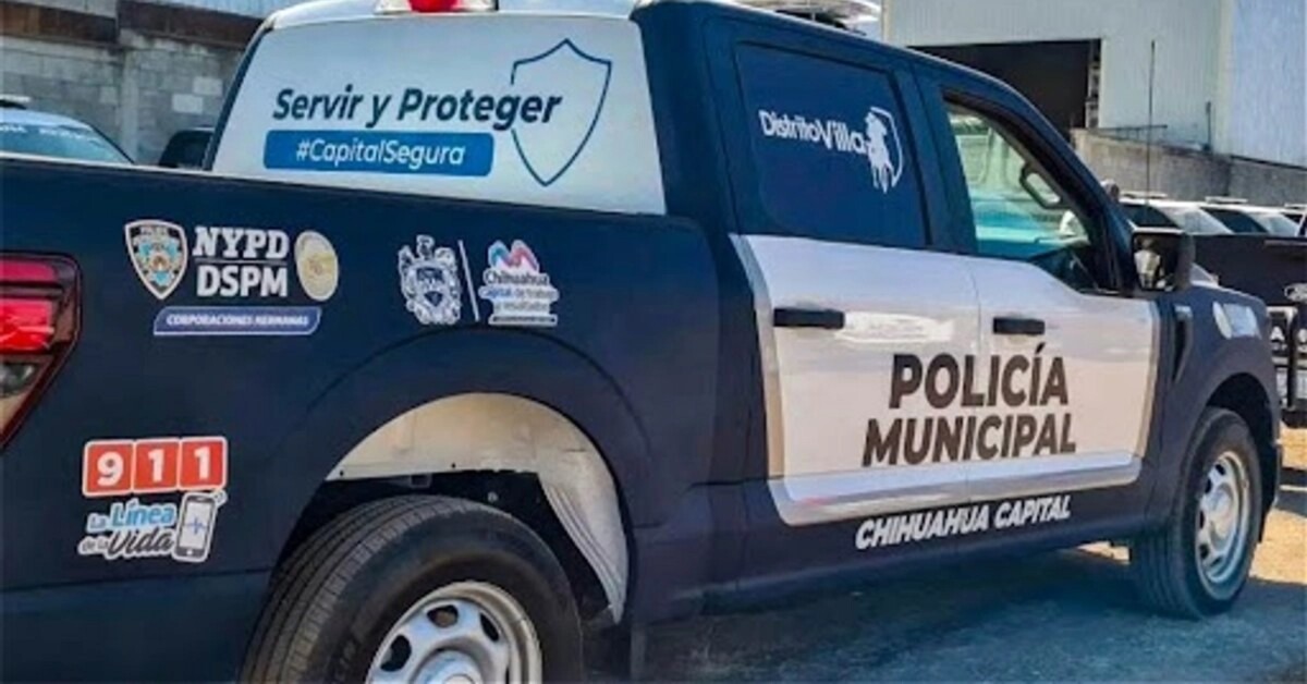 Patrullas con logo de NY en Chihuahua