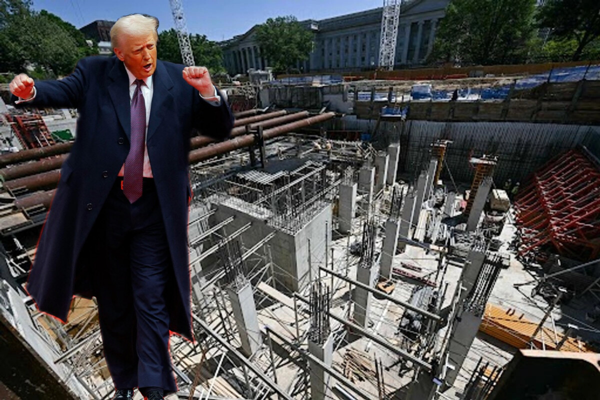 Se roba Trump fondo federal para recompensar a sus aliados