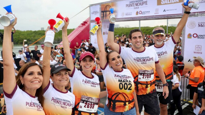 Miles de cancunenses celebran apertura del Puente Vehicular Nichupté con carrera conmemorativa