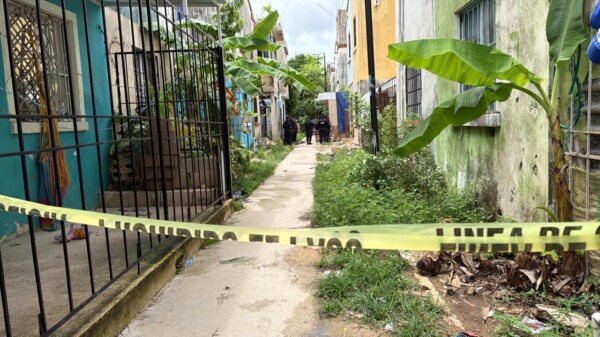 Ejecutan a balazos a un hombre en el fraccionamiento Villas Otoch Paraíso en Cancún