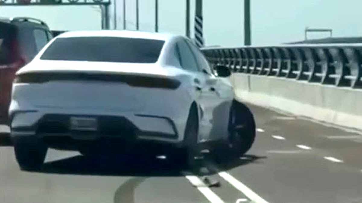 Puente Nichupté se abre a la circulación y registra el primer accidente vehicular