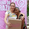Atenea lleva apoyos alimentarios de “Isleña de Corazón” a familias de Francisco May