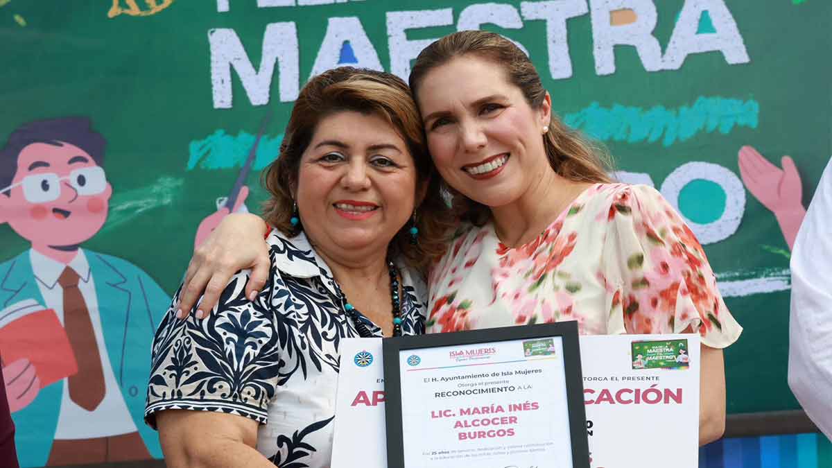 Atenea celebra a docentes isleños en el Día de la Maestra y el Maestro
