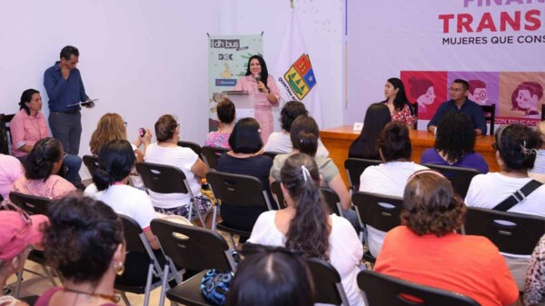 Impulsan en Puerto Morelos capacitación financiera de mujeres emprendedoras