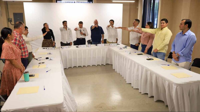 Instalan y toman protesta a integrantes del subcomité sectorial de desarrollo urbano y ordenamiento territorial del Coplademun en Puerto Morelos