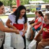 Entrega Blanca Merari apoyos alimentarios a familias de Leona Vicario