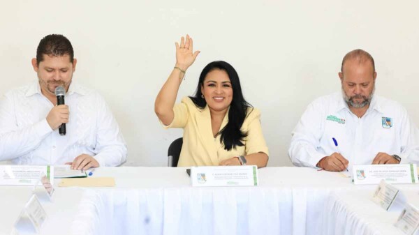 Estamos comprometidos con la transformación de Puerto Morelos: Blanca Merari