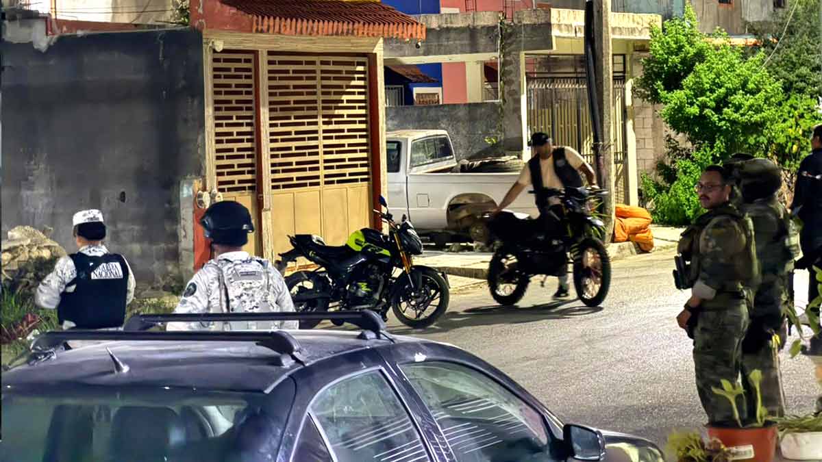 Desmantelan presunta banda de robamotos durante operativo de cateo en Cancún