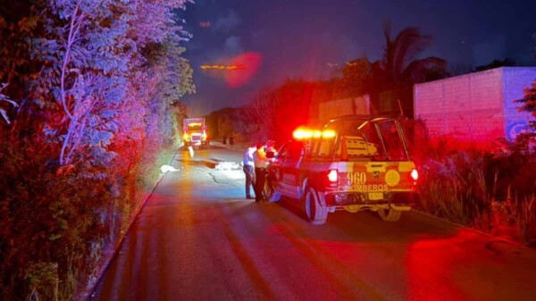Choque de motocicletas deja a dos personas sin vida en Cancún