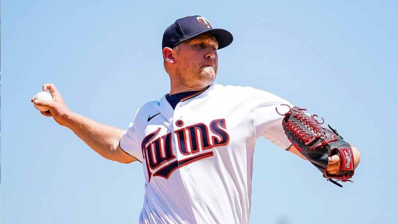 Tyler Duffey se integra al staff de pitcheo de los Leones