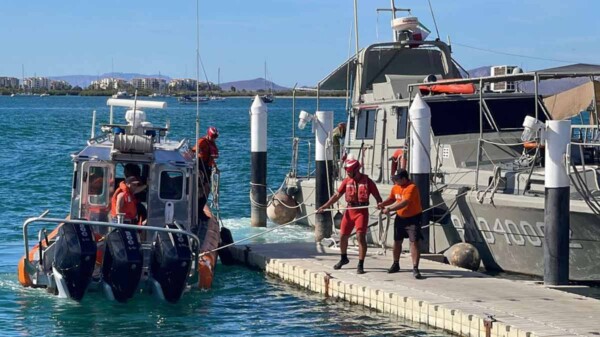 Logra Semar heroico rescate de náufragos víctimas de accidente en Baja California Sur