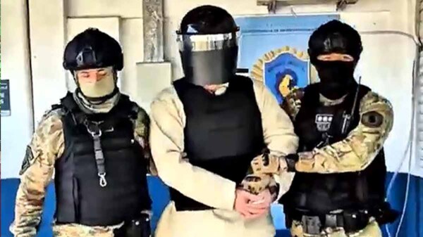 Argentina toma custodia de ex contralmirante mexicano ligado a red de huachicol