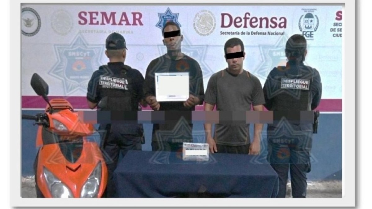 Detienen en la Supermanzana 105 de Cancún a dos cubanos con motocicleta robada