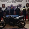 Recuperan motocicleta con reporte de robo en Chetumal; conductor queda bajo investigación