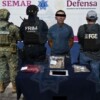 Capturan a sujeto con presunta droga y un arma de fuego en el fraccionamiento Tierra Maya en Cancún