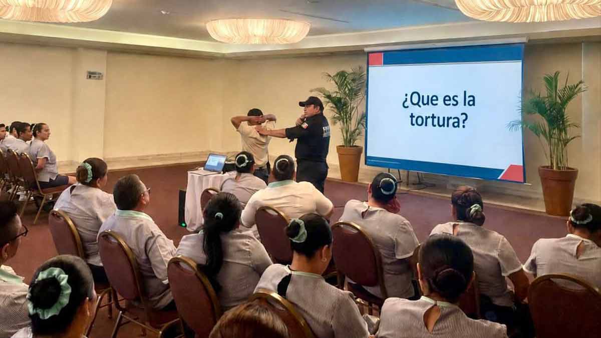 Fortalece gobierno de Puerto Morelos la prevención de la tortura con capacitación a servidores públicos