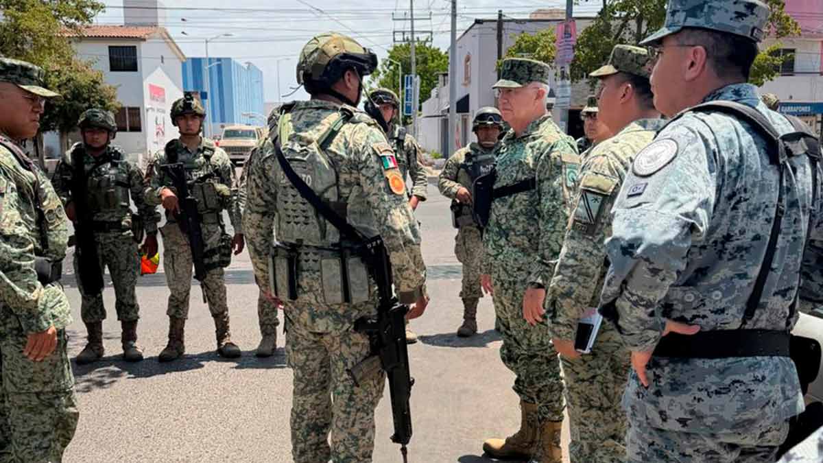 Altos mandos de Defensa supervisan estrategia de seguridad en Sinaloa
