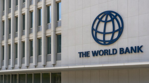 Desaceleración del crecimiento global, prevé el Banco Mundial