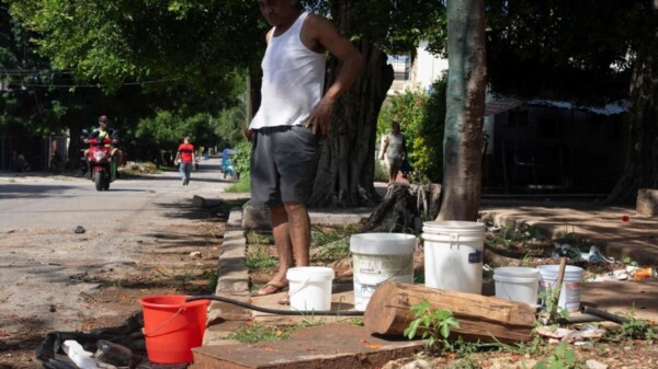 Cuba aprueba paquete de reformas de libre mercado