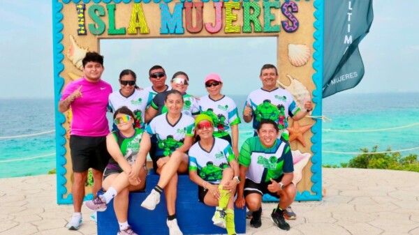 Isla Mujeres reúne a familias isleñas en la primera edición del Social Run & Coffee Rave