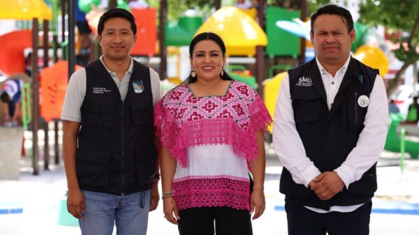 Blanca Merari lanza programa de tarjetas 'Mujer Portomorelense' y 'Mujer Leonense'