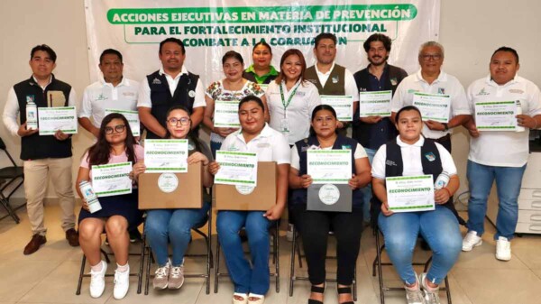 Cumplen al 100 por ciento servidores públicos de Puerto Morelos con su declaración patrimonial