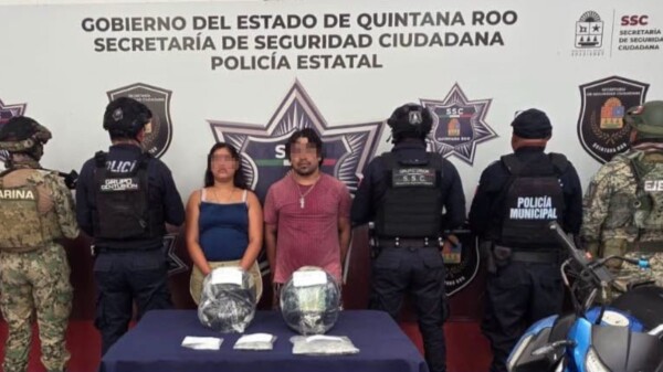 Detienen a pareja con presuntas dosis de droga en la colonia Adolfo López Mateos de Chetumal