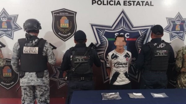Detienen a un hombre con presuntas dosis de droga durante patrullaje en Cancún