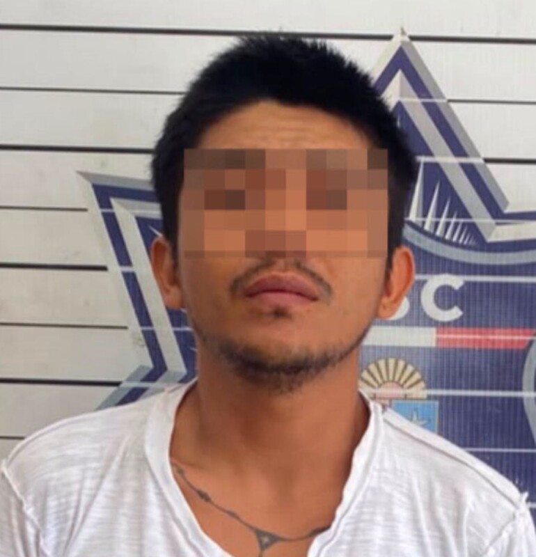 Melchor Alejandro "N" fue aprehendido en la colonia Proterritorio, en Chetumal, luego de que autoridades confirmaran que contaba con un mandamiento judicial vigente.