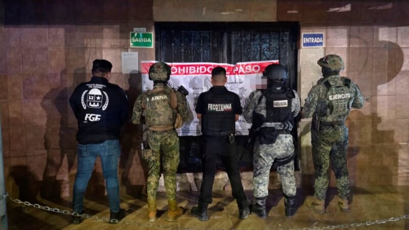 Rescatan a 11 mujeres víctimas de trata en bar de Playa del Carmen; detienen a encargada del negocio