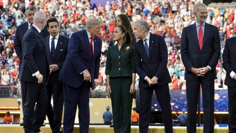 Revela Sheinbaum parte del diálogo con Trump y Carney