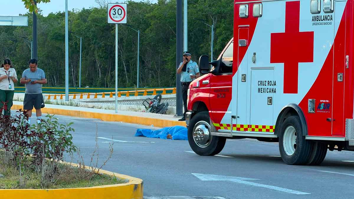 Accidente en libramiento de la Mérida-Cancún cobra la vida de motociclista