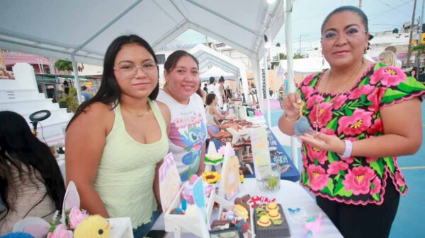 Gobierno de Isla Mujeres impulsa la economía local con una nueva edición de la Feria Artesanal