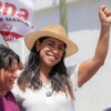 Seguridad, agua y servicios públicos marcan el diálogo de Marybel villegas con familias de Cancún