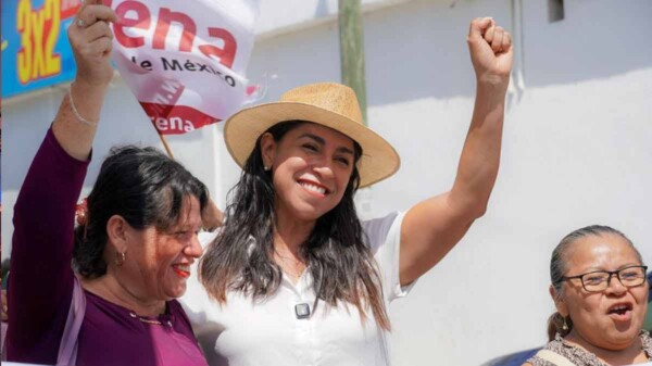 Seguridad, agua y servicios públicos marcan el diálogo de Marybel villegas con familias de Cancún