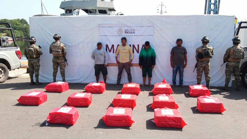Semar detiene a ocho personas y asegura 1.2 toneladas de presunta cocaína en Chiapas