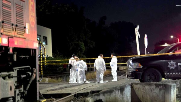 Tren de Kansas City Southern arrolla y mata a niño de seis años en Morelia